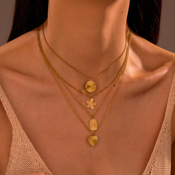 Wholesale Stainless Steel Geometric Heart Round Gold Plated Necklace Jewelry For Women