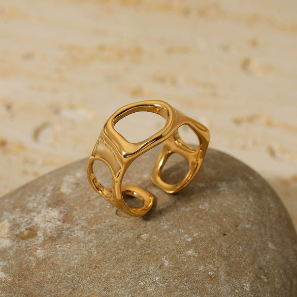 Wholesale Stainless Steel Geometric Hollow Irregular Opening Electroplating Colorretaining Women's Ring And Bracelet