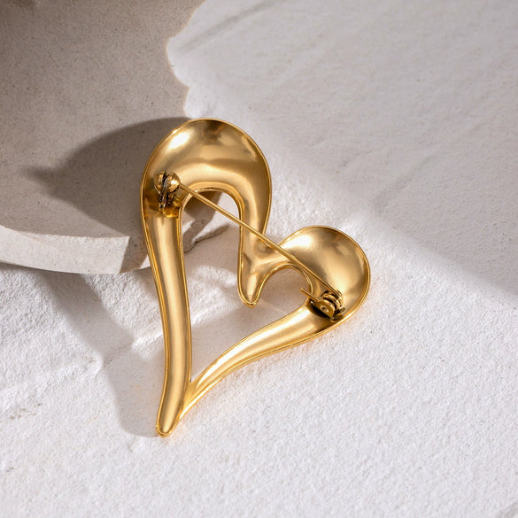 Wholesale Stainless Steel Geometric Love Brooch Electroplated Light Luxury Design Simple Versatile For Women