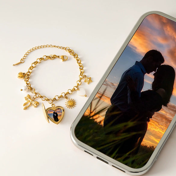 Wholesale Stainless Steel Geometric Love Photo Box Pearl Pendant Bracelet For Women With Electroplating Treatment