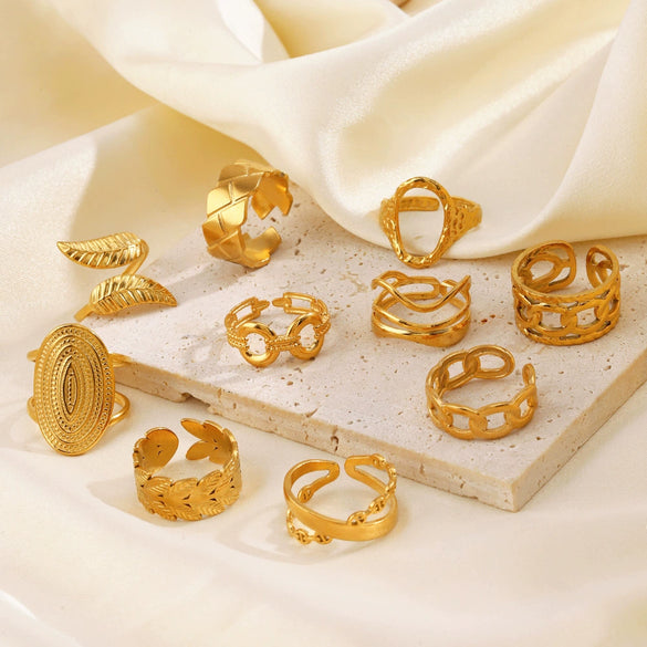Wholesale Stainless Steel Geometric Oval Ring For Women With Electroplating Design
