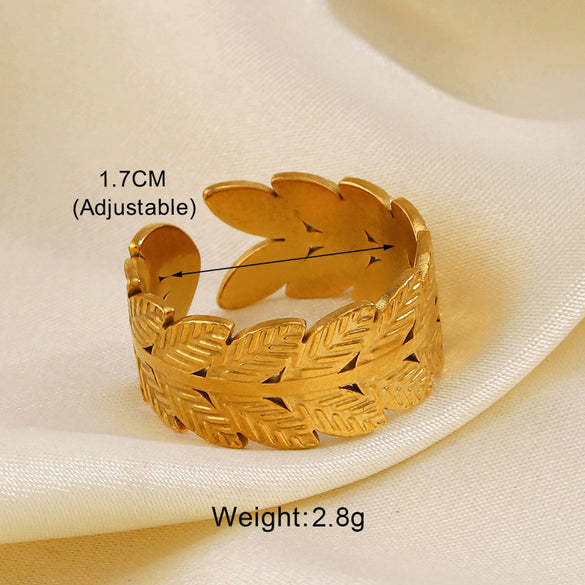 Wholesale Stainless Steel Geometric Oval Ring For Women With Electroplating Design