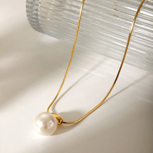 Wholesale Stainless Steel Geometric Pearl Pendant Clavicle Necklace Jewelry With Snake Bone Chain And Electroplating