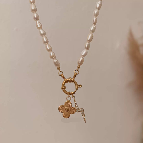 Wholesale Stainless Steel Geometric Pendant Necklace With Adjustable Chain Furnace Vacuum Electroplated 18K Gold Color Retention Unisex