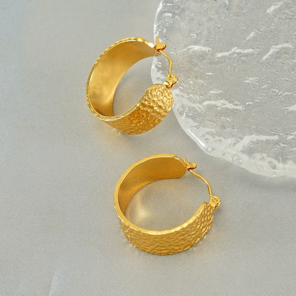 Wholesale Stainless Steel Geometric Round Earrings For Women With Electroplating And Fashion Style