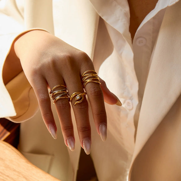 Wholesale Stainless Steel Geometric Snakeshaped Ring Inlaid With Shell Electroplated Versatile Women's Jewelry
