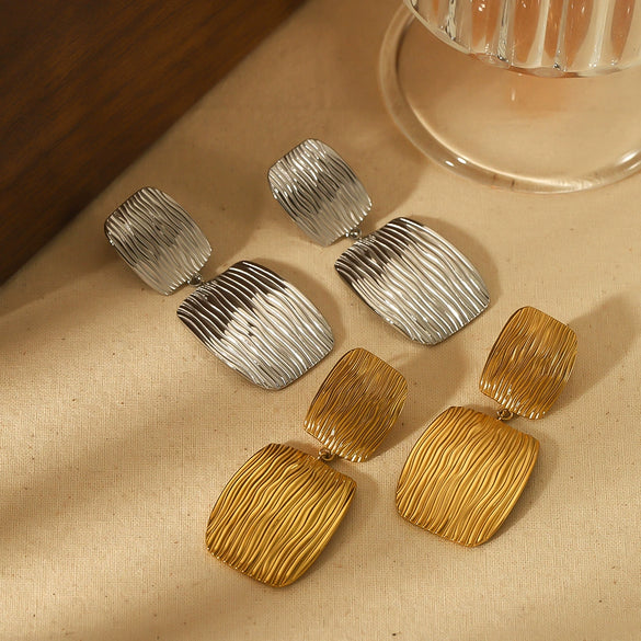 Wholesale Stainless Steel Geometric Style Electroplated Ladies Earrings