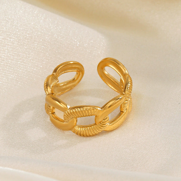 Wholesale Stainless Steel Geometric Style Hip Hop Ring With 18K Gold Plated Hammer Design