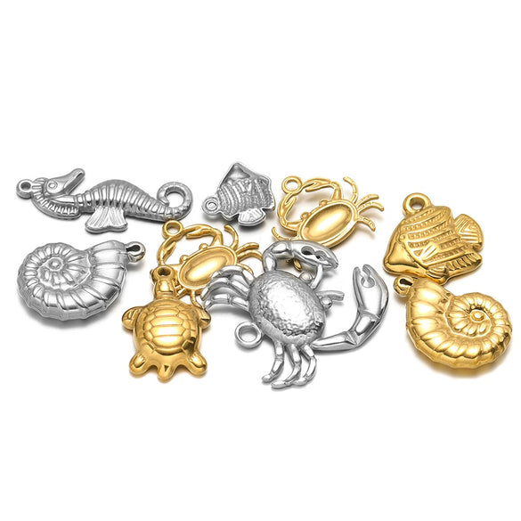 Wholesale Stainless Steel Gold Plated Crab Fish Animal Pendant For Sweater Bracelet Necklace Accessories With Shell Crab Pattern And Electroplating Process