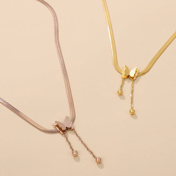 Wholesale Stainless Steel Gold Plated Frosted Animal Zodiac Butterfly Pendant Snake Bone Chain Necklace For Women