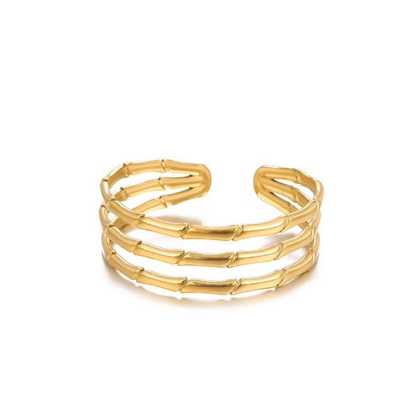 Wholesale Stainless Steel Goldplated Circular Bracelets With Retro Elegance