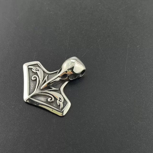 Wholesale Stainless Steel Hammer And Viking Crow Head Pendant Jewelry With Geometric Pattern And Polishing Process Retro Style