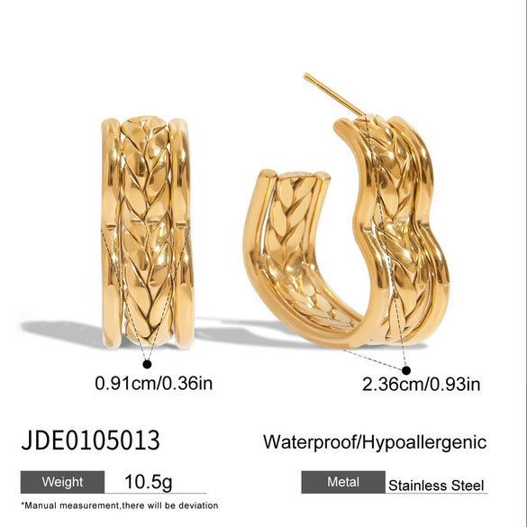 Wholesale Stainless Steel Heart Earrings With Electroplating Light Luxury Niche Design For Women