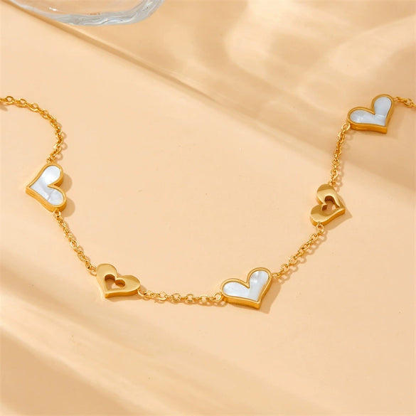 Wholesale Stainless Steel Heart Shape Fashion Hollow Smooth Nonfading Goldplated Electroplated Unisex Bracelet