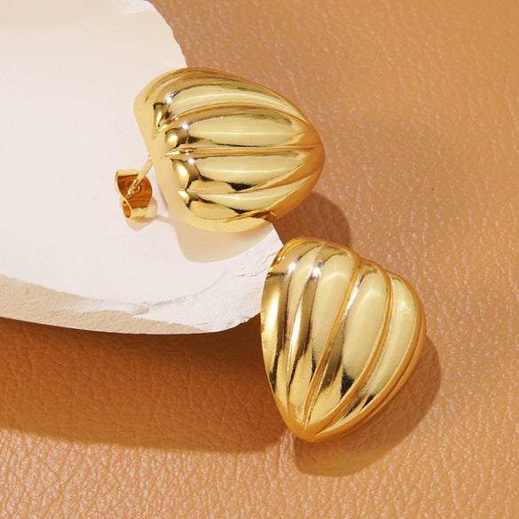 Wholesale Stainless Steel Heart Shape Geometric Stamped Earrings For Women