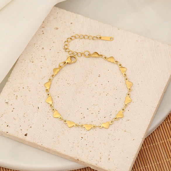 Wholesale Stainless Steel Heart Shaped Chain Bracelet With Personalized Design And Electroplating