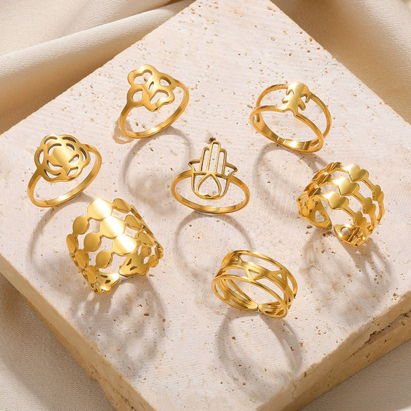 Wholesale Stainless Steel Heart Shaped Geometric Hollow Gold Plated Unisex Ring