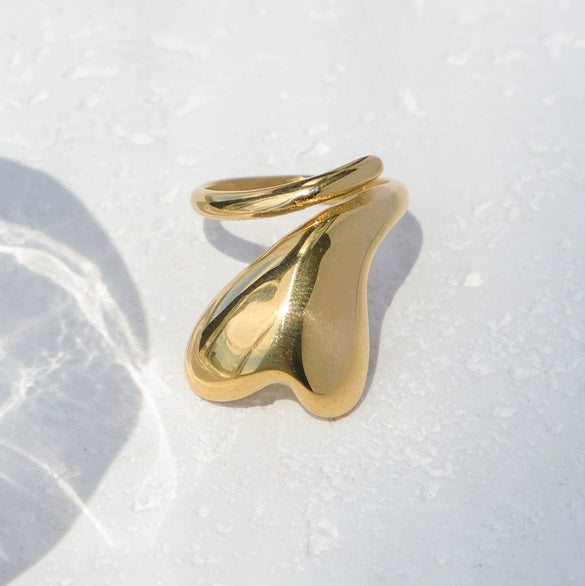 Wholesale Stainless Steel Heart Shaped Love Winding Opening Ring With Vacuum Plating And Electroplating