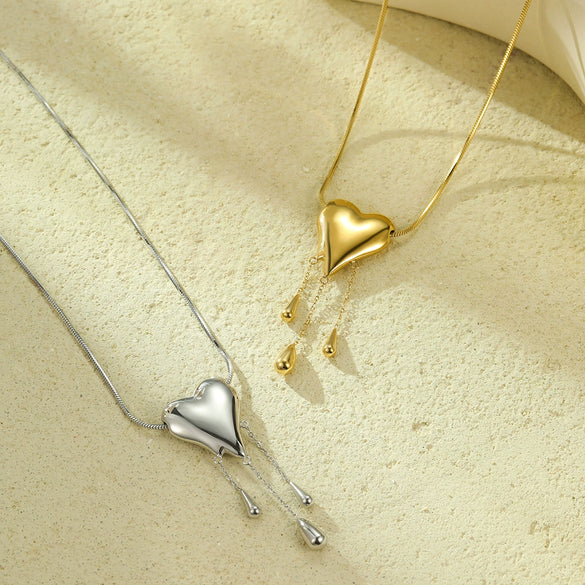 Wholesale Stainless Steel Heart Tassel Pendant Necklace With 18K Vacuum Electroplated Chain For Women