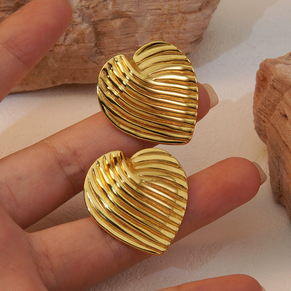 Wholesale Stainless Steel Heartshaped Electroplated Women's Earrings