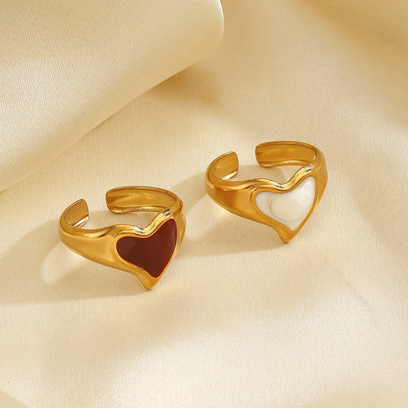 Wholesale Stainless Steel Heartshaped Love Ring Retro 18K Gold Plated For Ladies