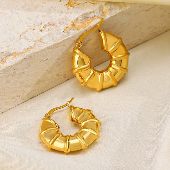 Wholesale Stainless Steel Hollow Bamboo Geometric Retro Style Electroplated Earrings For Women