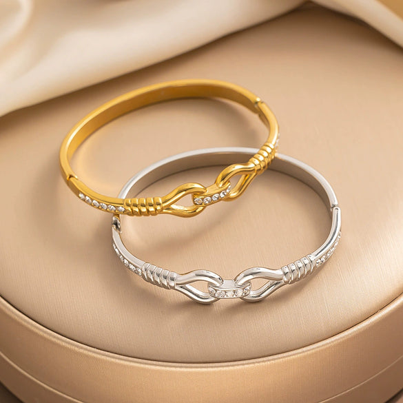 Wholesale Stainless Steel Hollow Geometric Electroplated Bracelet As Jewelry Watch Accessories