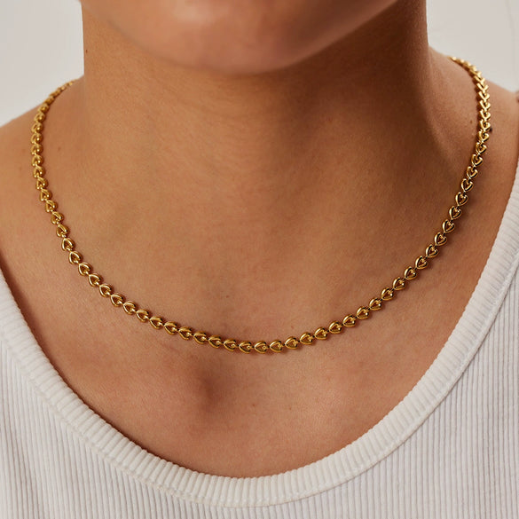 Wholesale Stainless Steel Hollow Love Woven Cuban Necklace With Geometric Style And Electroplating Process For Women