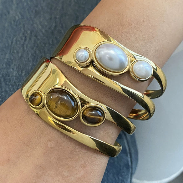 Wholesale Stainless Steel Hollow Pearl Open Bracelet With Electroplating Natural Style Hand Jewelry