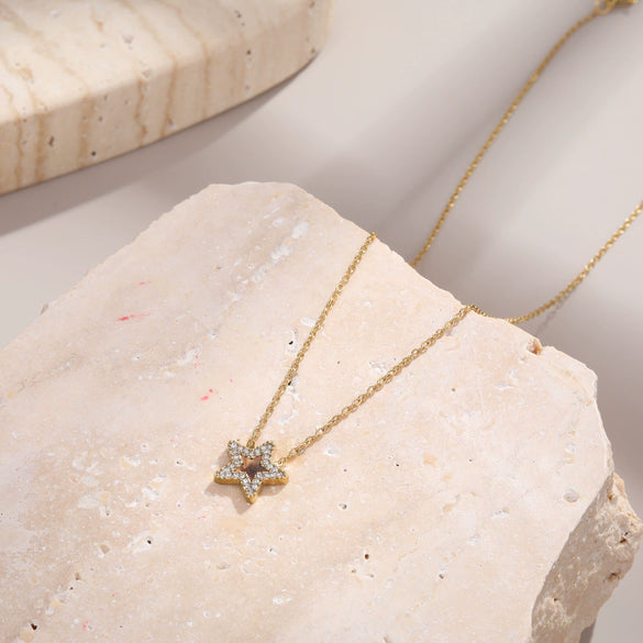Wholesale Stainless Steel 18K Gold Electroplated Geometric Star Necklace For Women