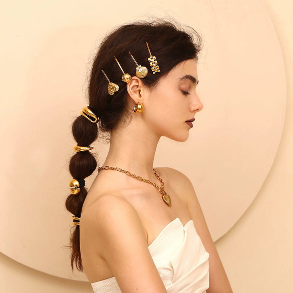 Wholesale Stainless Steel 18K Gold Electroplated Spherical Eightpointed Star Stereo Style Hair Clip For Women