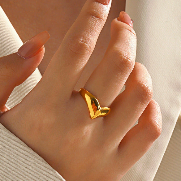 Wholesale Stainless Steel Ladies Vshape Ring With Letters Numbers Text Electroplating Design