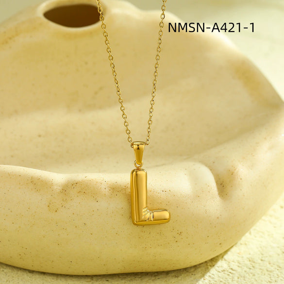Wholesale Stainless Steel Letter Pendant Necklace With Electroplating Treatment Fashion Style
