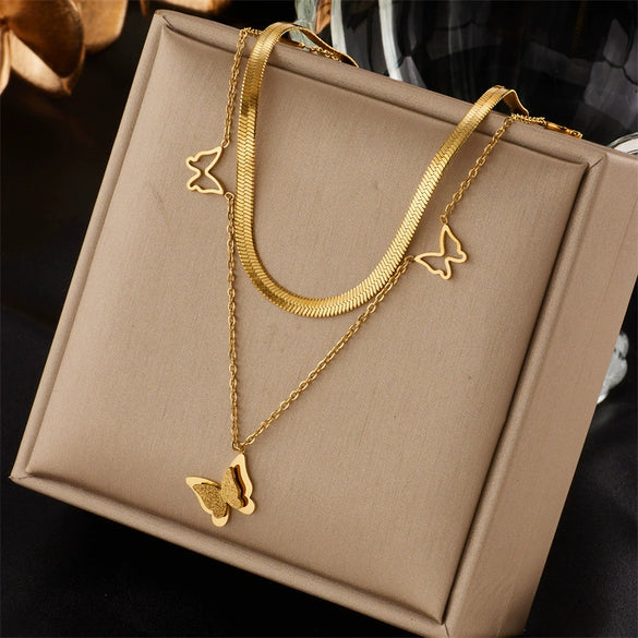 Wholesale Stainless Steel Love Butterfly Pendant Necklace With Electroplating Treatment For Women