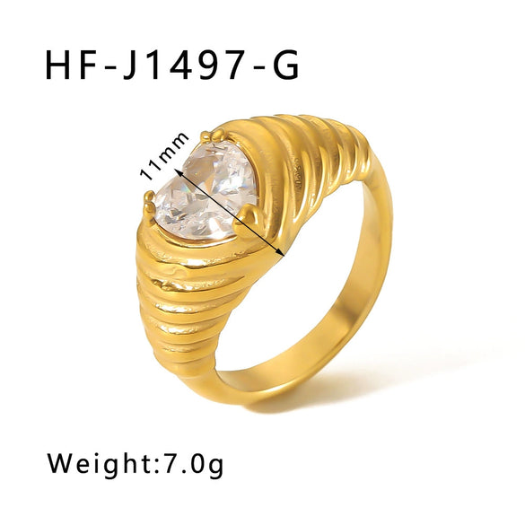 Wholesale Stainless Steel Love Inlaid Zircon Croissant Five Pointed Star Couple Ring With 18K Vacuum Plating In Furnace