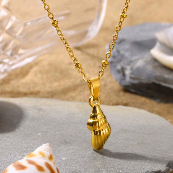 Wholesale Stainless Steel Marine Life Starfish Conch Ins Style Necklace With Geometric Pattern And Electroplating