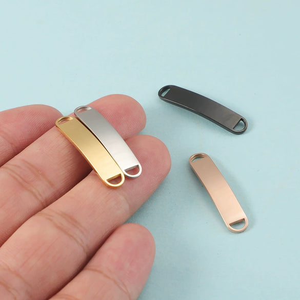 Wholesale Stainless Steel Minimalist Geometric Engraved Polished Curved Double Hole Tablet Bracelet Pendant Jewelry Accessories