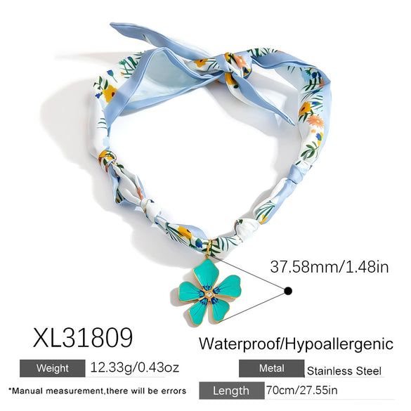Wholesale Stainless Steel Minimalist Style Flower Pendant Rope Necklace With Electroplating For Women