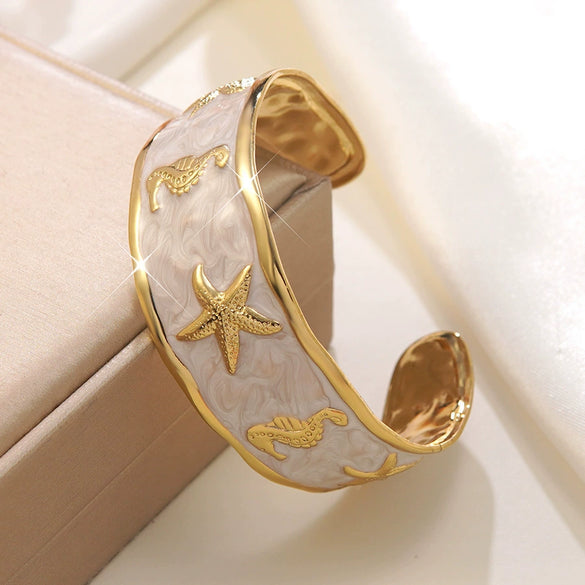 Wholesale Stainless Steel Oil Drip Bracelet With Starfish And Seahorse Pattern Elegant Animal Style