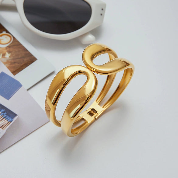 Wholesale Stainless Steel Open Bracelet With Geometric Style And Electroplating