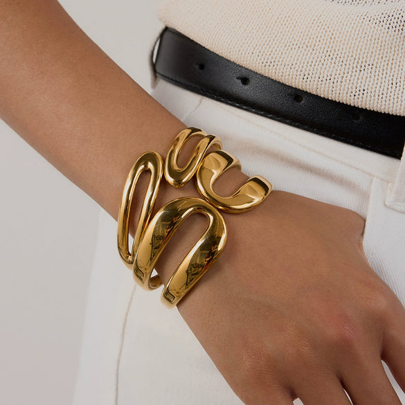 Wholesale Stainless Steel Open Bracelet With Geometric Style And Electroplating