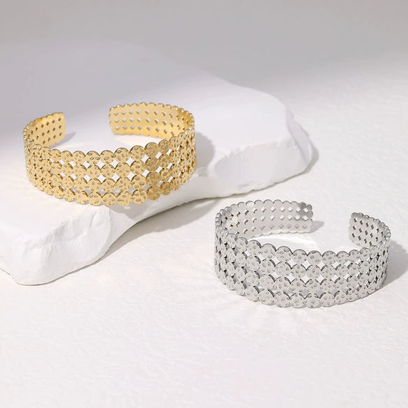 Wholesale Stainless Steel Open Geometric Light Luxury Women's Bracelet With Electroplating