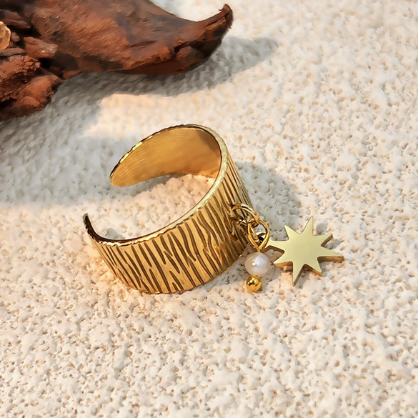 Wholesale Stainless Steel Open Ring With 18K Gold Plated Stars And Pearl Pendant Heart Pattern Electroplated Natural Geometric Style