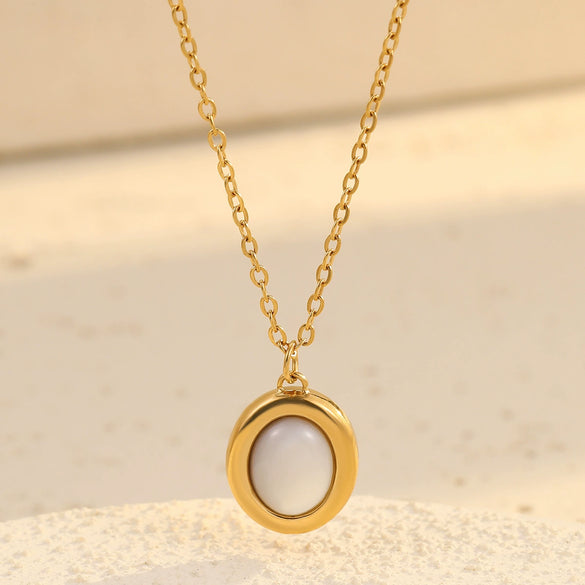 Wholesale Stainless Steel Oval Natural White Shell Fashion Electroplated Women's Bracelet Necklace Set
