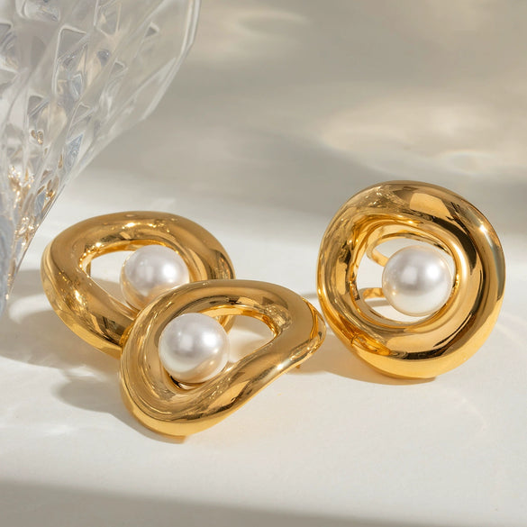 Wholesale Stainless Steel Pearl Hollow Smooth Geometric Earrings With Electroplating For Women