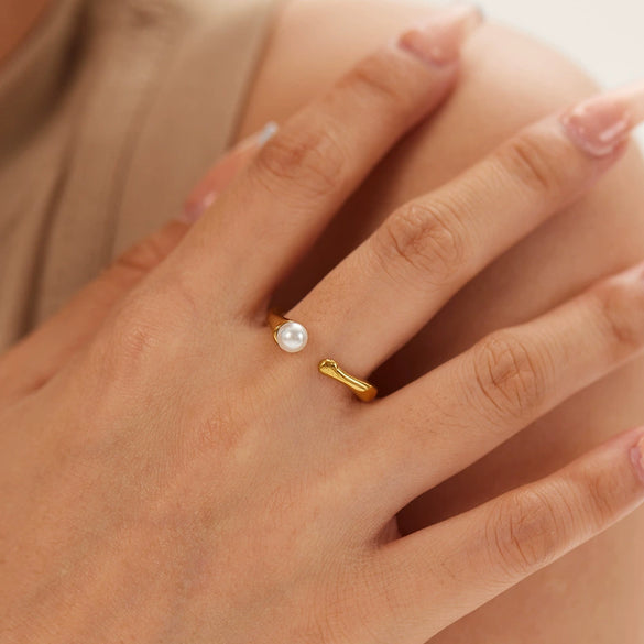 Wholesale Stainless Steel Pearl Open Irregular Geometric Ring For Women With Electroplating