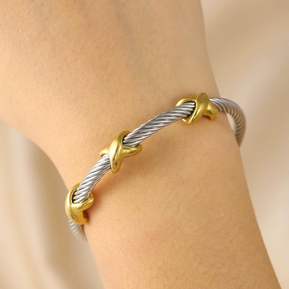 Wholesale Stainless Steel Personality Twist Wire Opening Adjustable Geometric Pattern Electroplated Bracelet