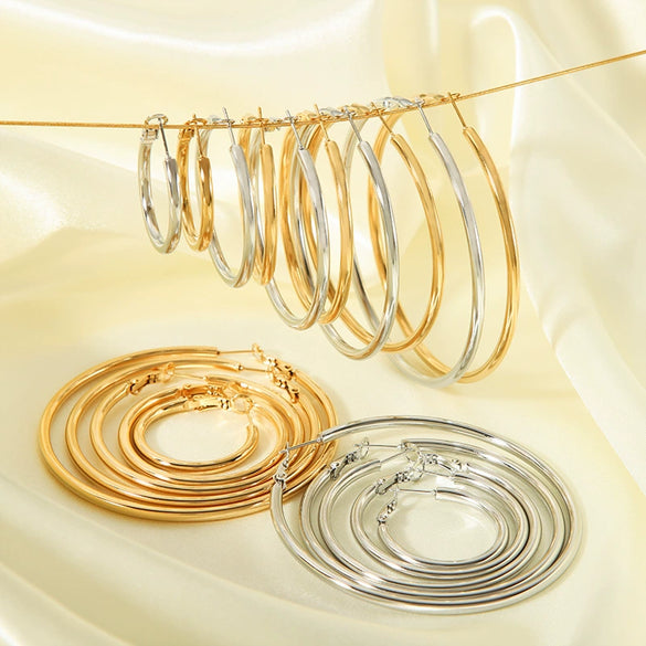 Wholesale Stainless Steel Plain Hoop Earrings For Women Geometric Style 18K Gold Plated Vacuum Real Gold Electroplated In Pvd Furnace