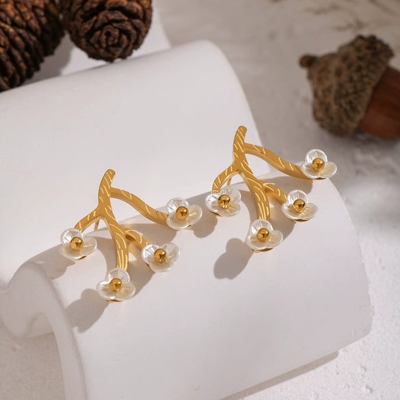 Wholesale Stainless Steel Pvd Furnace Vacuum Real Gold Plated Flower Shape Fairy Style Earrings For Women