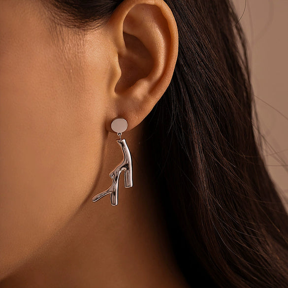 Wholesale Stainless Steel Pvd Gold Plated Irregular Niche Style Electroplated Earrings For Women